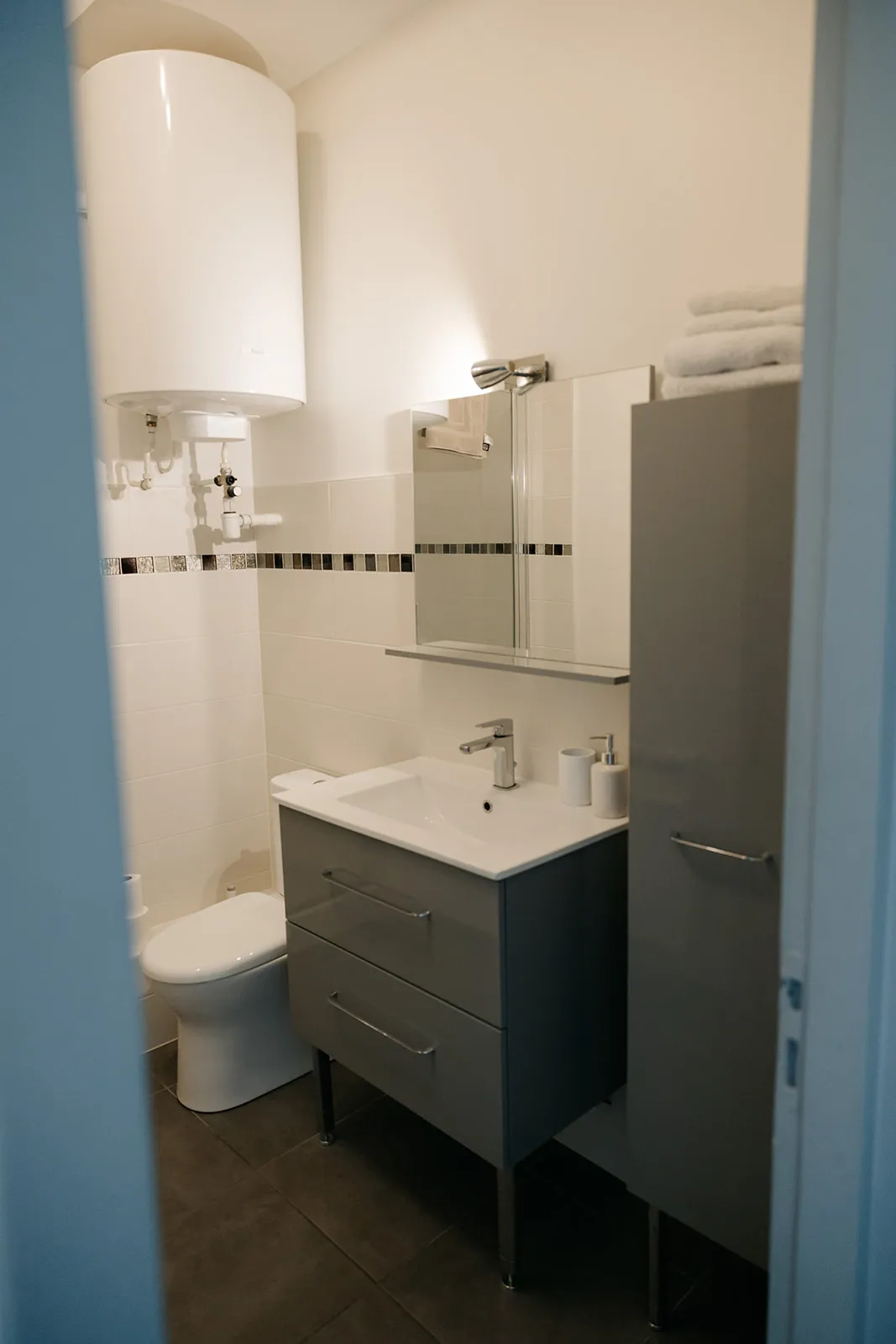 Douche de la salle de bain du studio Cosy Pornic